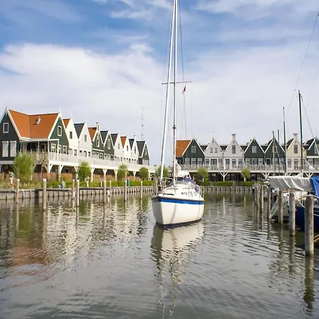 Holiday home Detached Near Amsterdam Uitdam